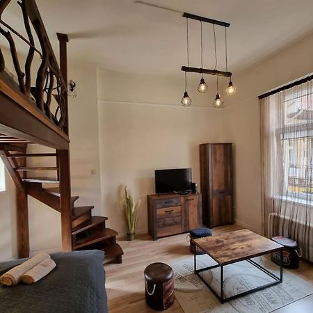 Vintage Apartman In City Center มิชโคลซ์ ภายนอก รูปภาพ
